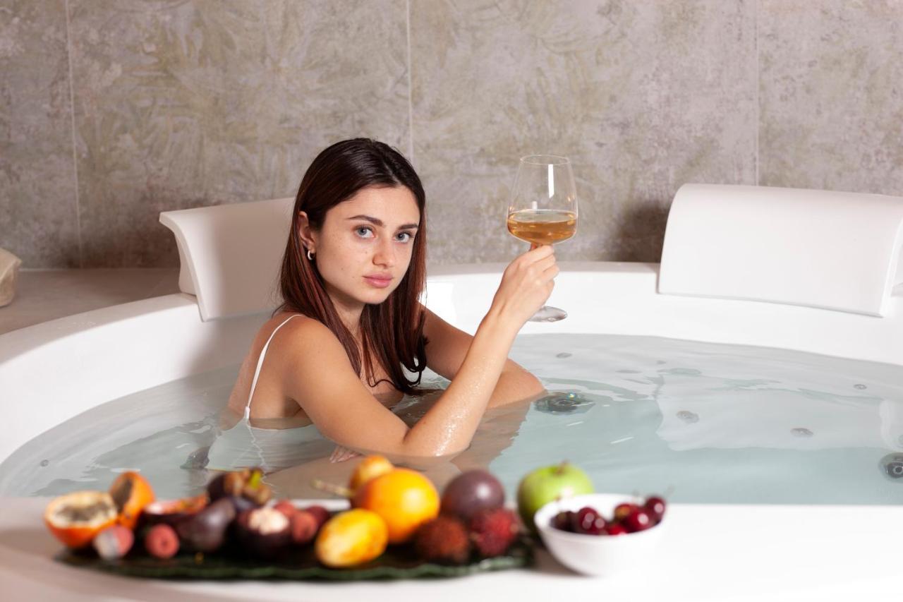 Je T'Aime Luxury Suite And Relax Conversano Eksteriør billede